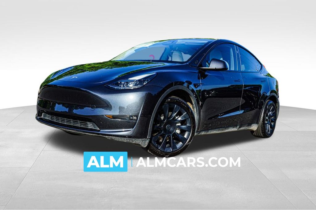 2025 Tesla Model Y Long Range Dual Motor All-Wheel Drive's photo