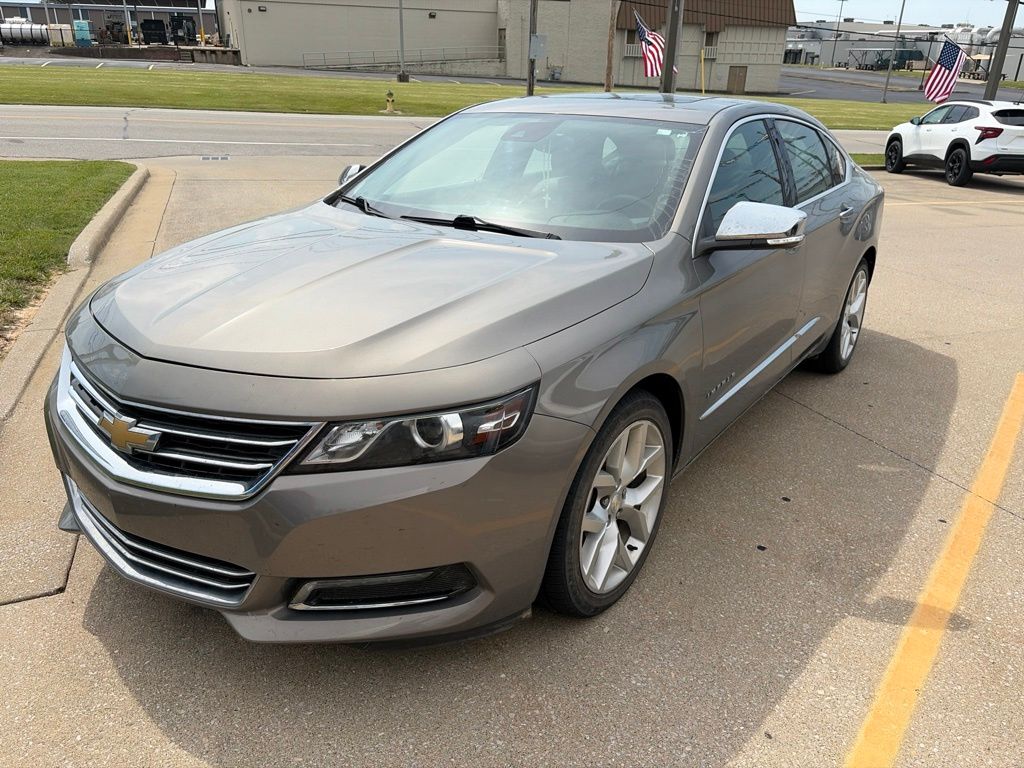Pepperdust Metallic 2017 Chevrolet Impala Sedan Front-Wheel Drive 6-Speed Automatic Overdrive