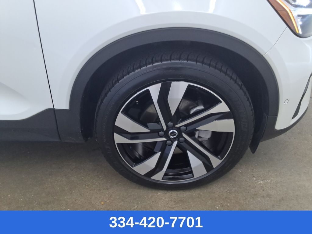 used 2023 Volvo XC40 car, priced at $29,397