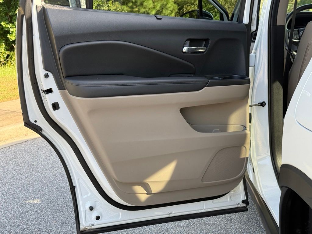 2020 Honda Pilot Elite Platinum White Pearl - Jim Hudson Acura - Image 26