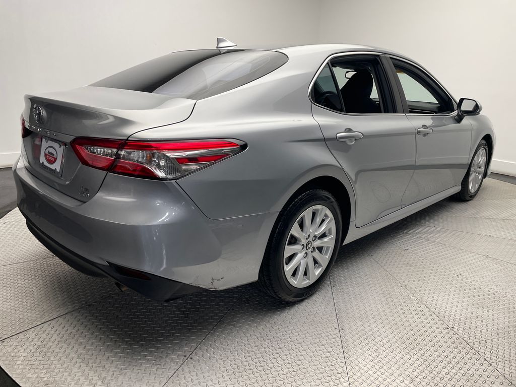 2020 Toyota Camry LE 5