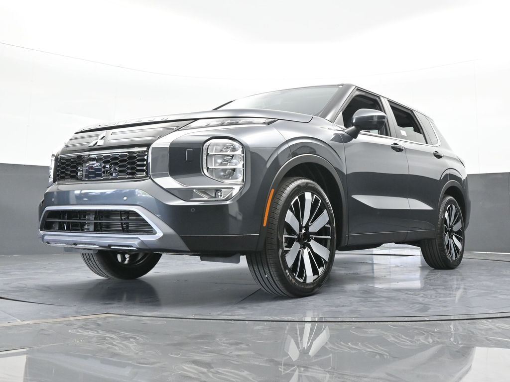 New 2026 Graphite Gray Mitsubishi SE image 68