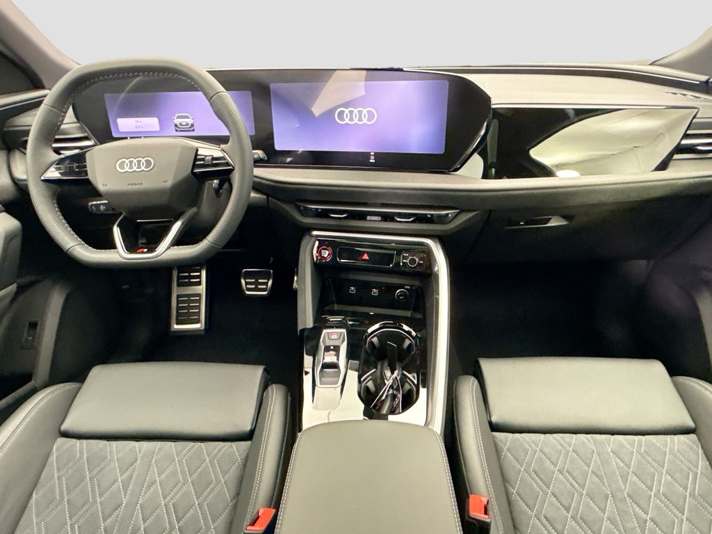 Thumbnail: 2026 Audi SQ5 - 13