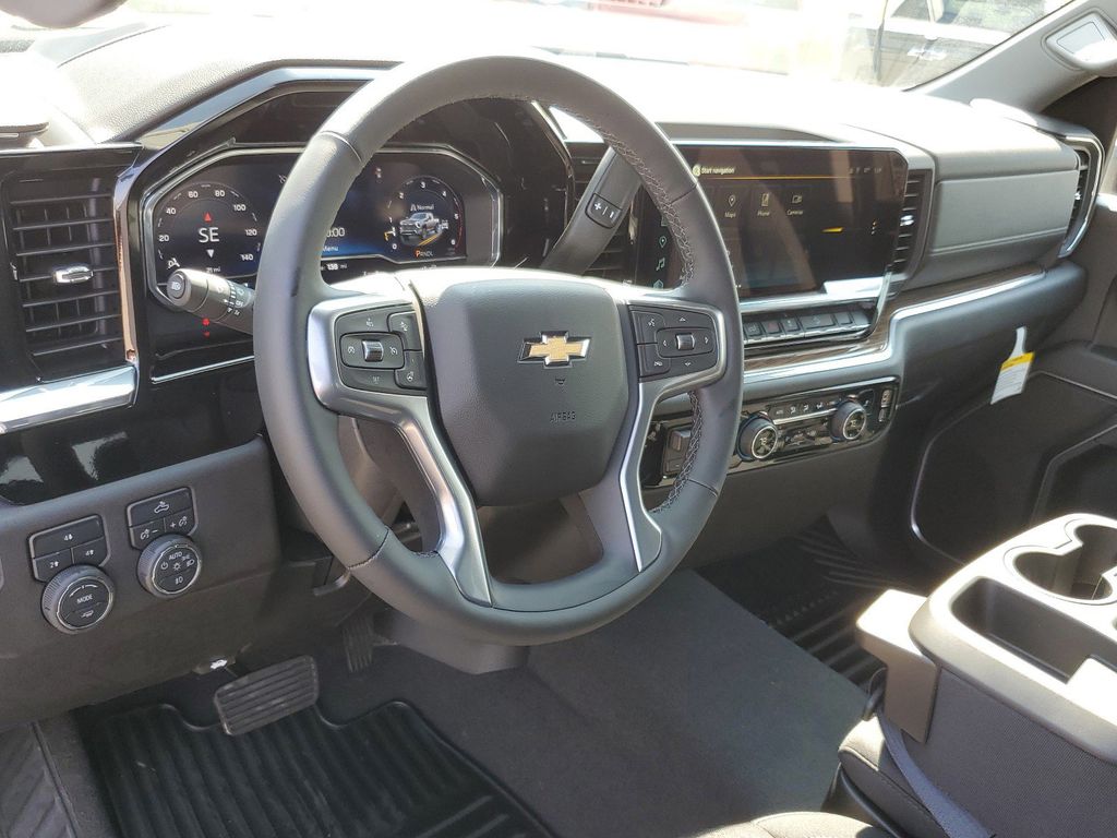 2025 Chevrolet Silverado 2500HD LT 27