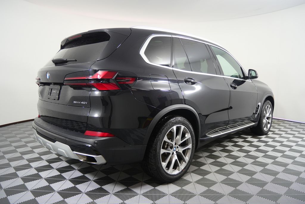Thumbnail: 2024 BMW X5 - 3