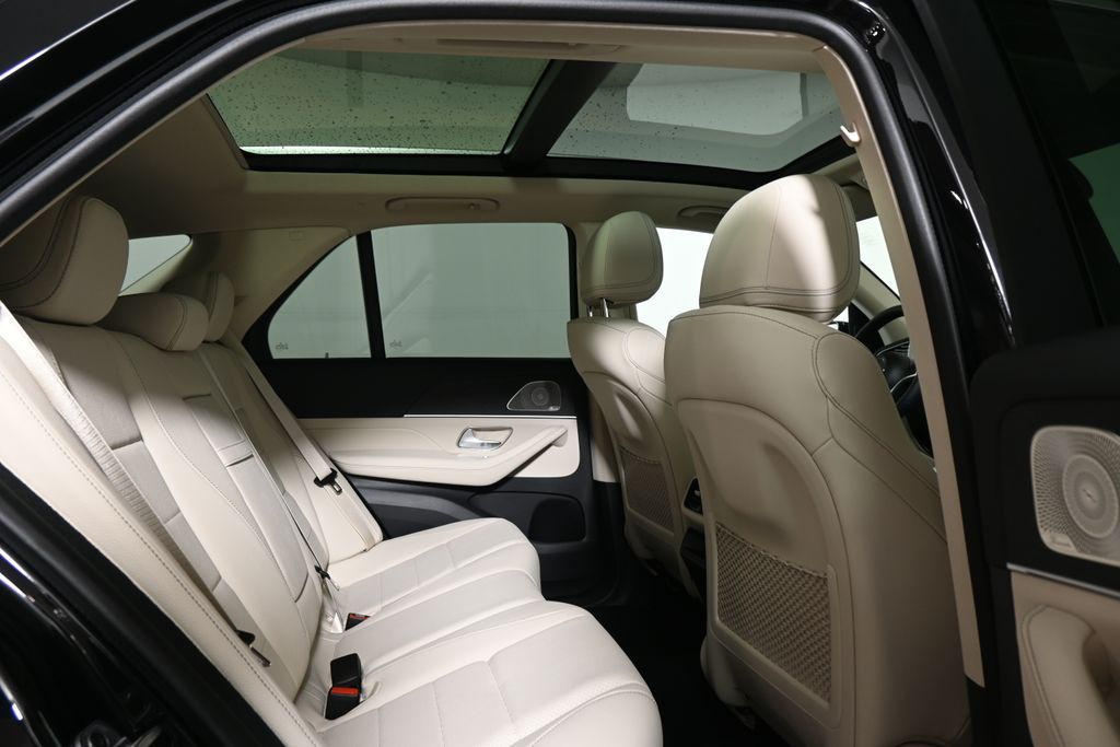 Thumbnail: 2026 Mercedes-Benz GLE - 20