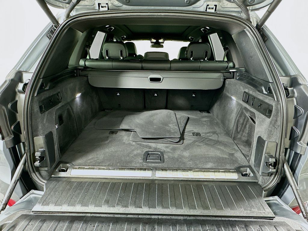 Thumbnail: 2025 BMW X5 - 27