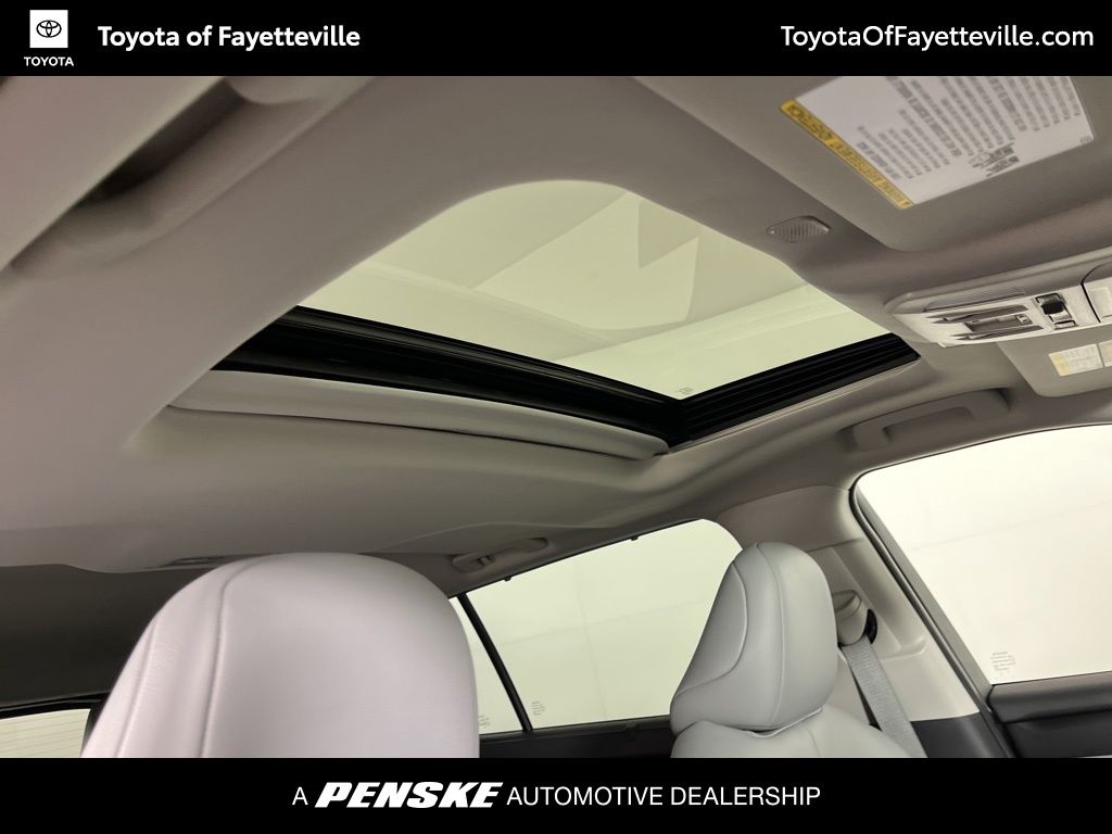 2025 Toyota Highlander XLE 6