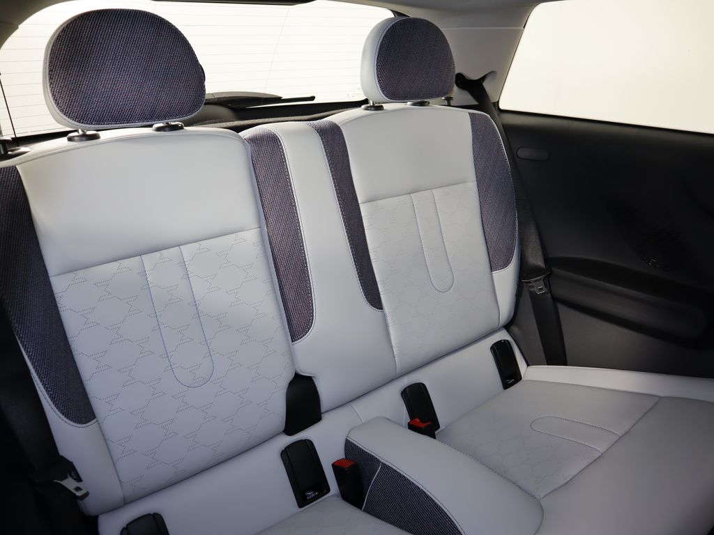 Thumbnail: 2025 MINI Cooper - 24