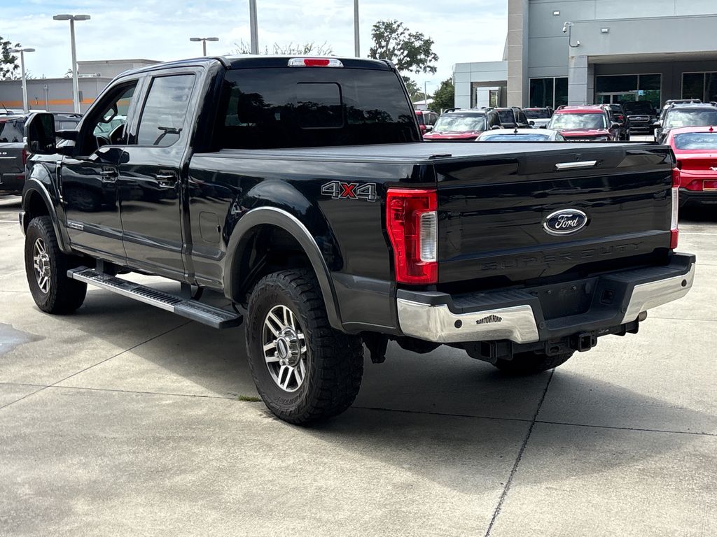 Used 2018 Black Ford Lariat image 6