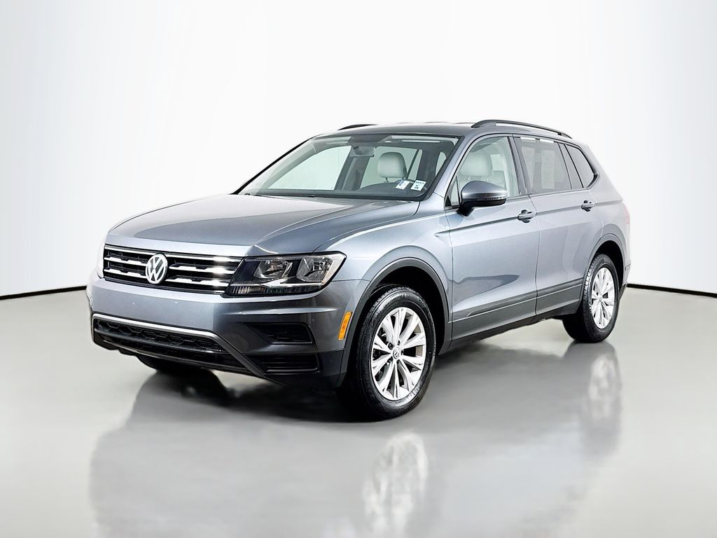 Volkswagen Tiguan's photo