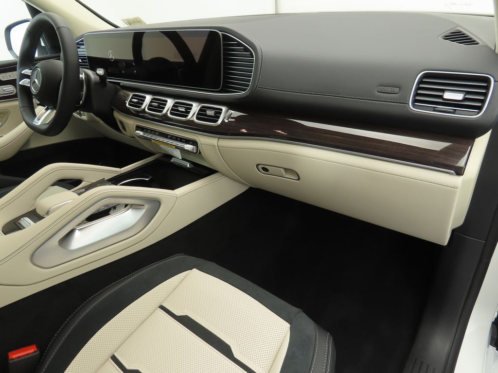 Thumbnail: 2026 Mercedes-Benz GLE - 17