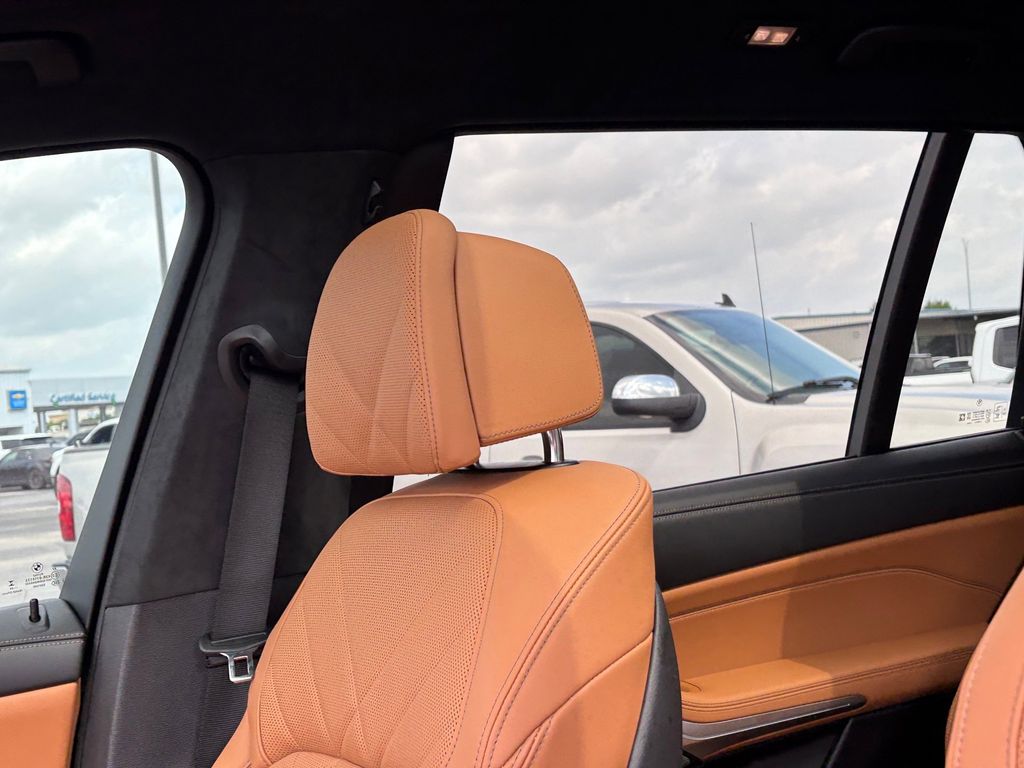 Used Car 2025 Bmw X7  Xdrive40i For Sale Under $80,000 In Austin, Texas