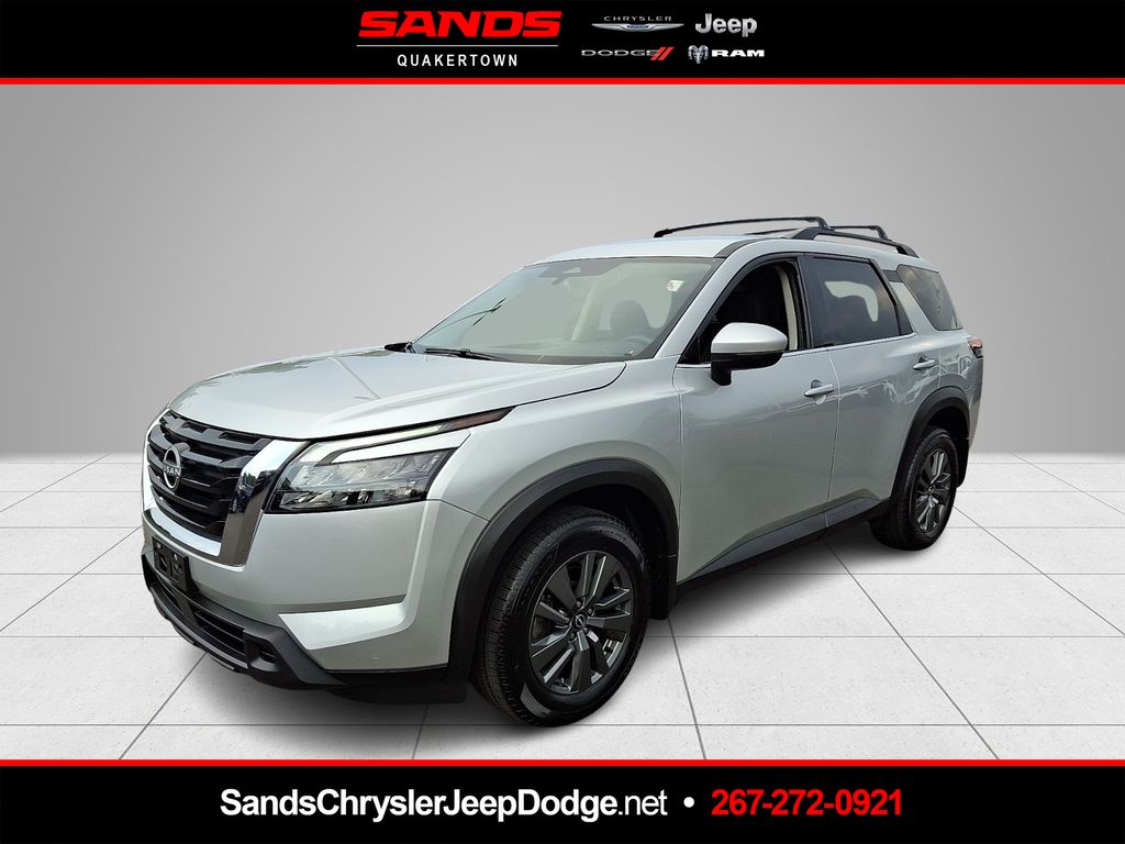 Brilliant Silver Metallic 2024 Nissan Pathfinder SUV / Crossover All-Wheel Drive 9-Speed Automatic