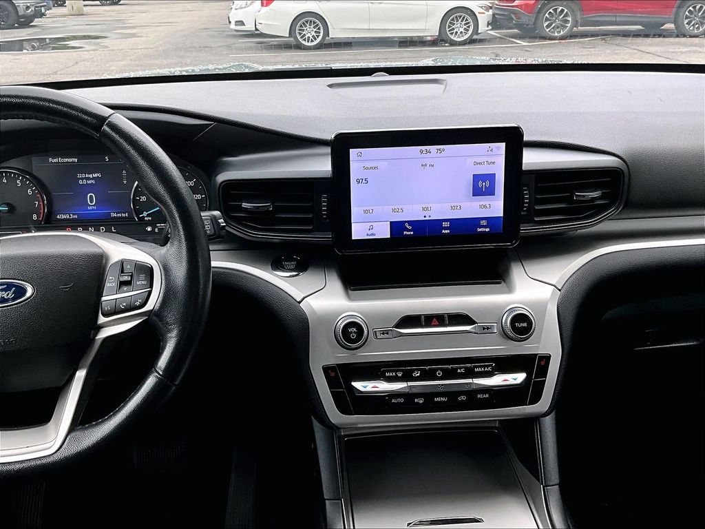 2022 Ford Explorer — photo 19
