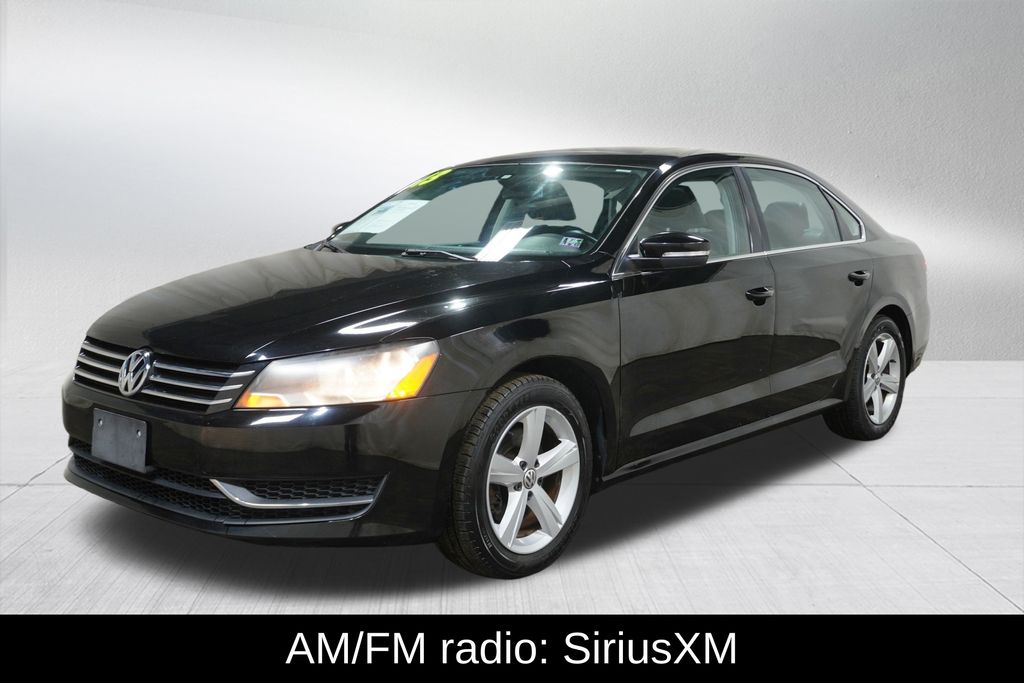 Used 2013 Volkswagen Passat SE with VIN 1VWBP7A37DC124581 for sale in Youngstown, OH