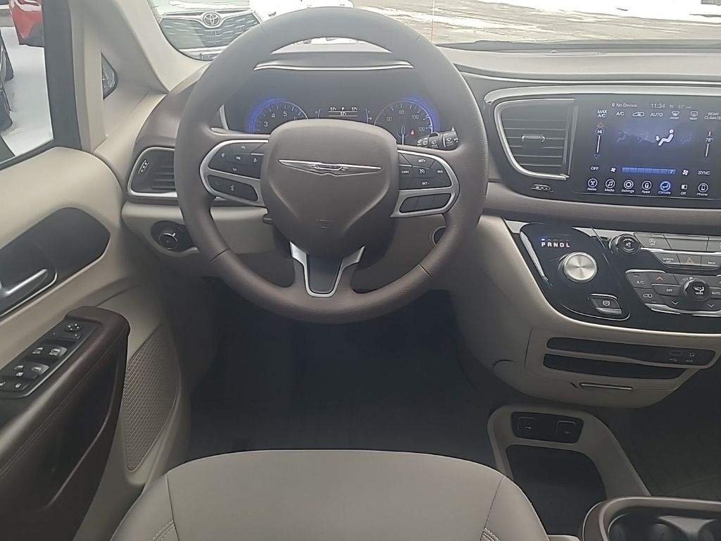 used 2017 Chrysler Pacifica car, priced at $13,668