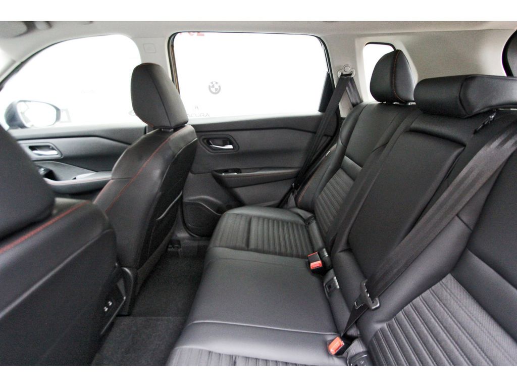 2026 Nissan Rogue Rock Creek - 8