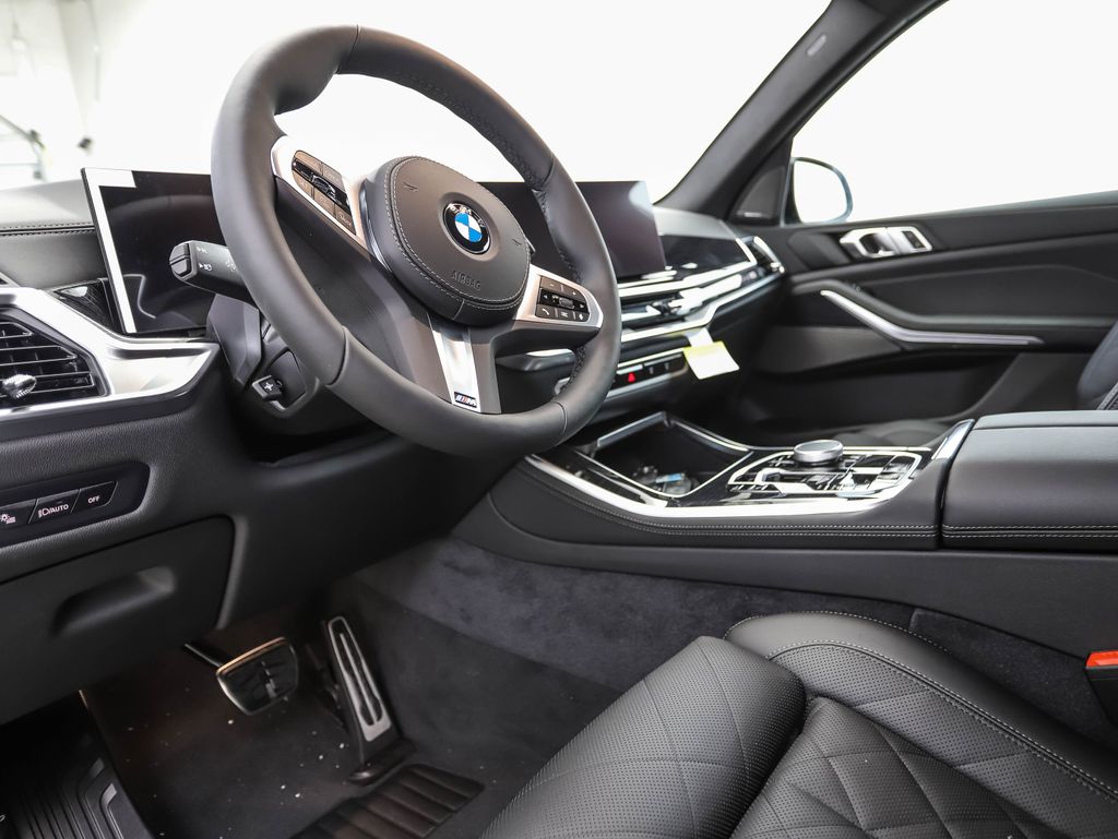 Thumbnail: 2026 BMW X5 - 10