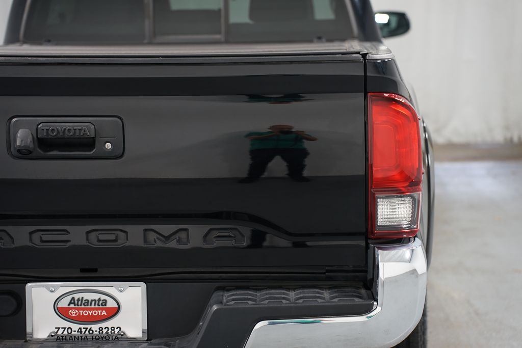 2021 Toyota Tacoma SR5 10