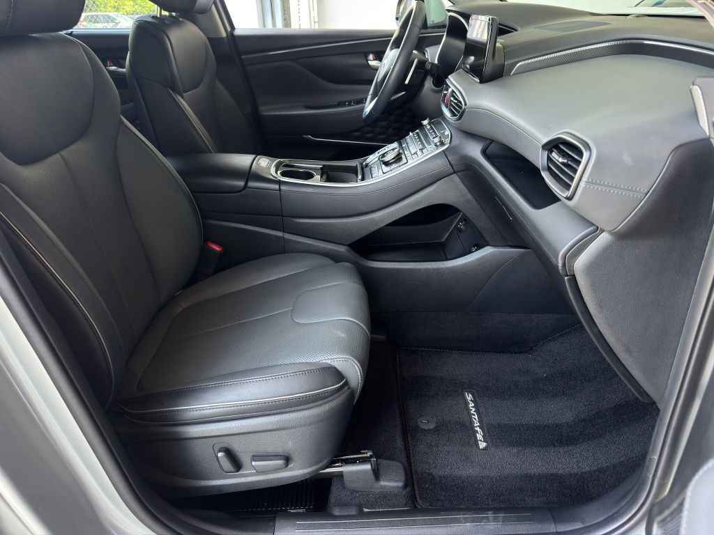 2023 Hyundai Santa Fe Limited Silver at Community Toyota