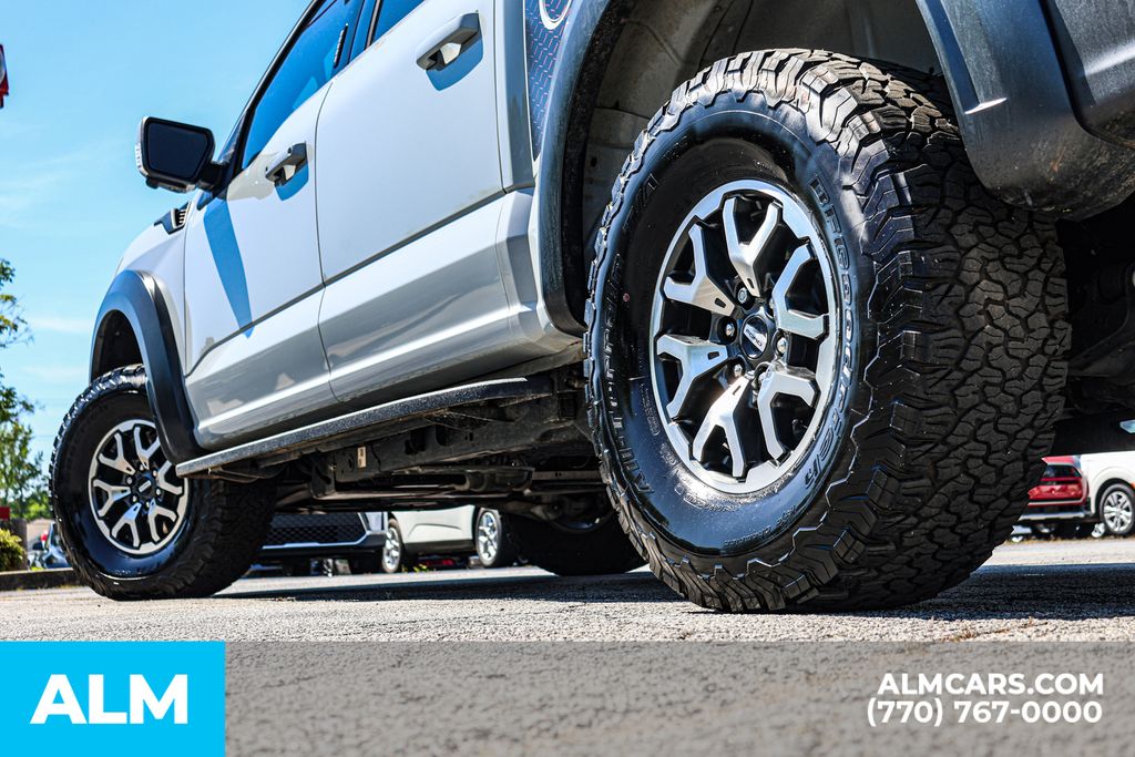 Used 2023 White Ford Raptor image 15