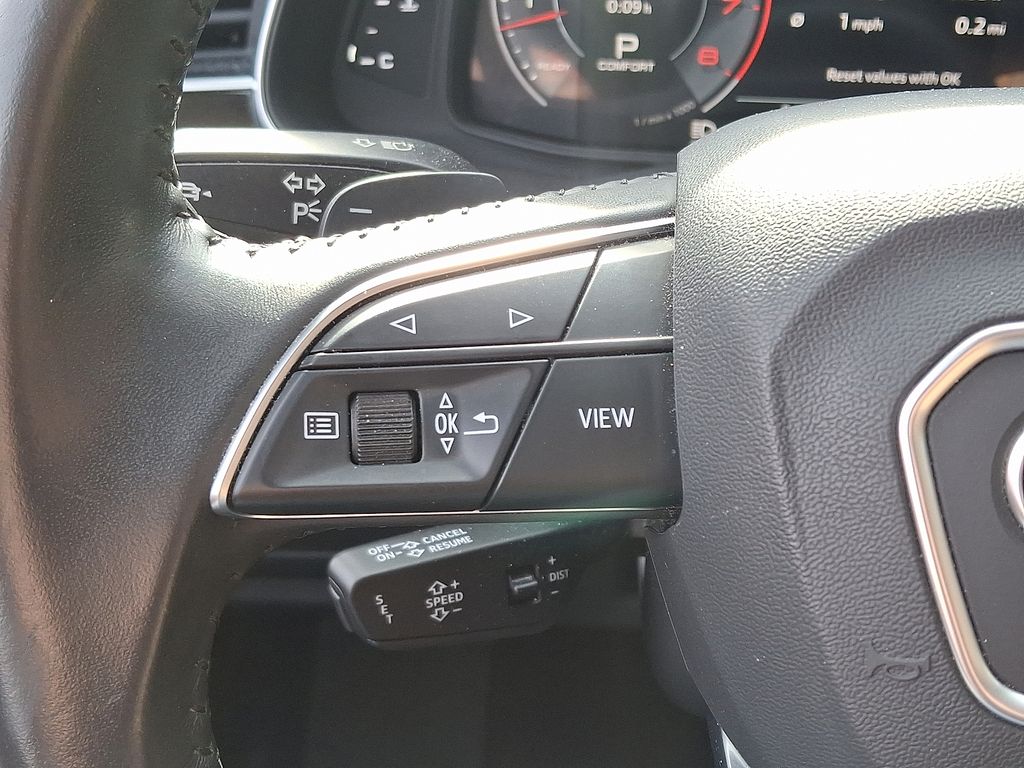 Thumbnail: 2020 Audi Q8 - 21