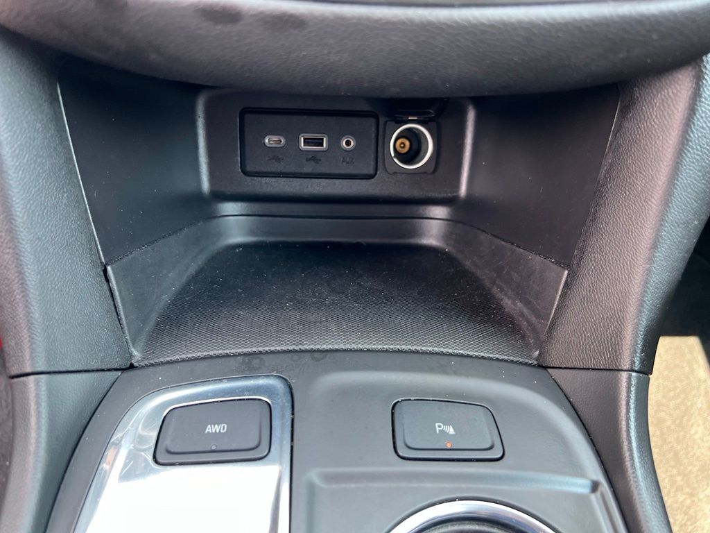 Used 2024 Chevrolet Equinox SUV