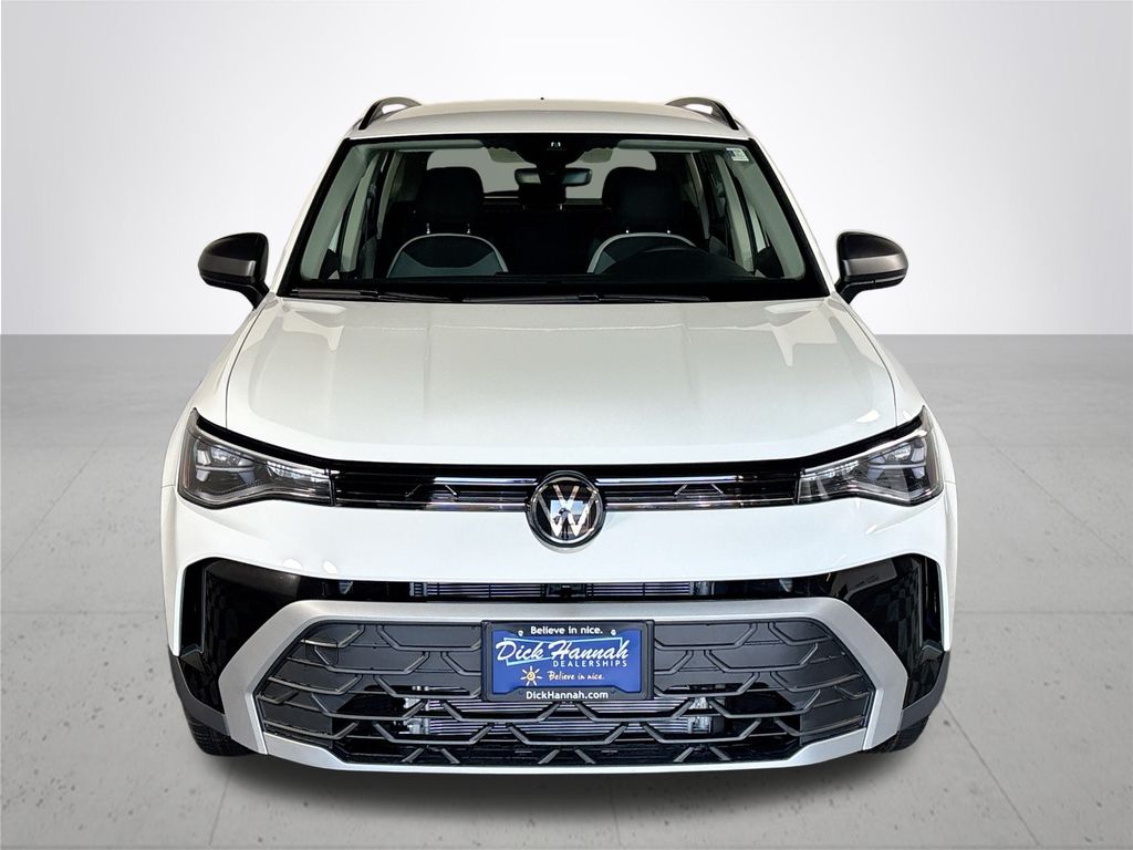 2025 Volkswagen Taos S photo 3