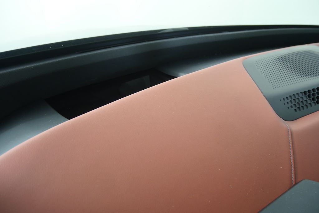 Thumbnail: 2026 BMW iX - 19