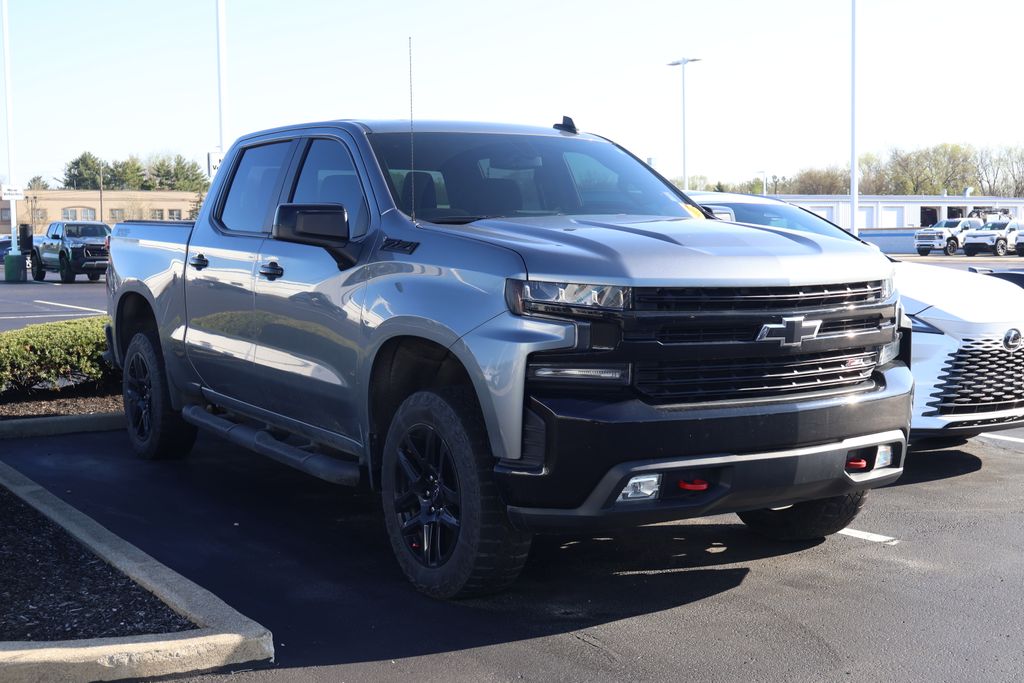 Thumbnail: 2021 Chevrolet Silverado 1500 - 3