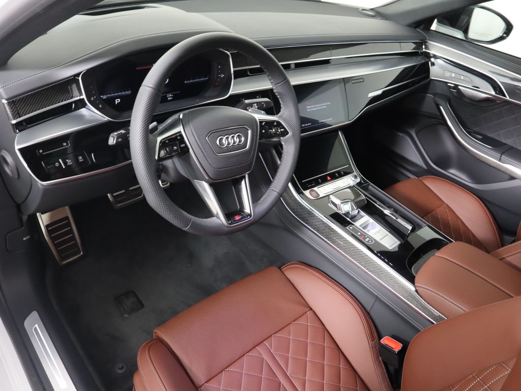 2025 Audi S8 4.0T 10