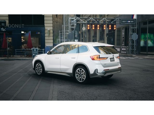 Thumbnail: 2026 BMW X1 - 2