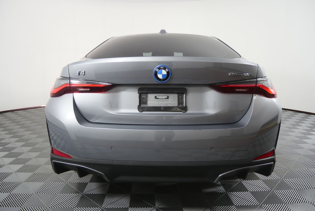 Thumbnail: 2023 BMW i4 - 4