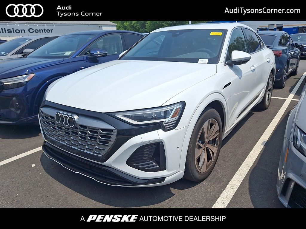 2024 Audi Q8 e-tron Premium Plus -
                  Vienna, VA