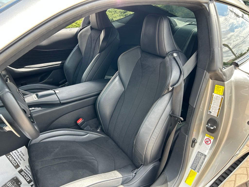 Used 2018 Silver Lexus 500 image 14