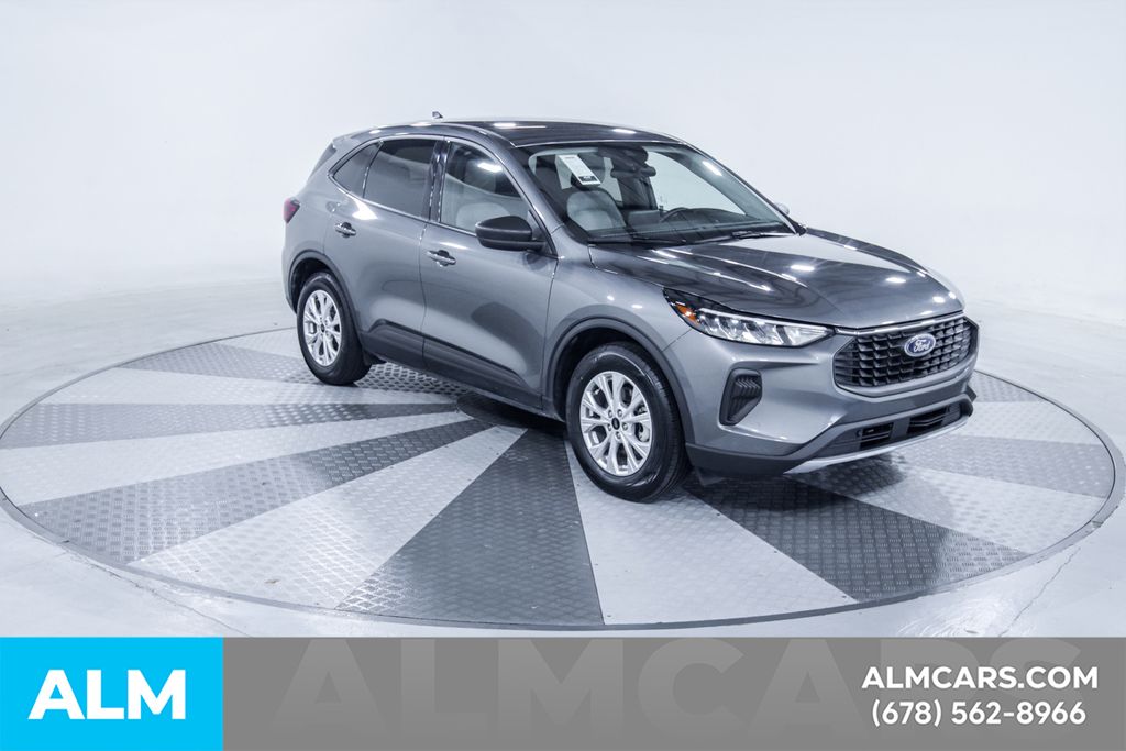 Used 2025 Gray Ford Active image 14