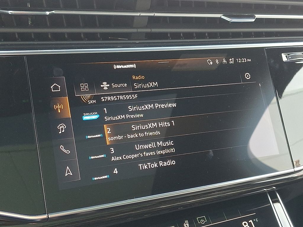 Thumbnail: 2026 Audi Q7 - 16