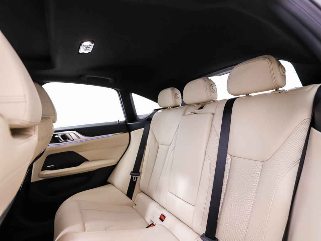 Thumbnail: 2025 BMW i4 - 22