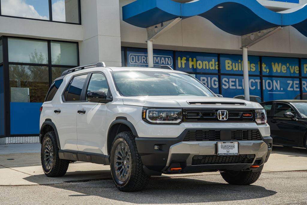 Gray (Platinum) 2026 Honda Passport TrailSport AWD SUV / Crossover All-Wheel Drive Automatic