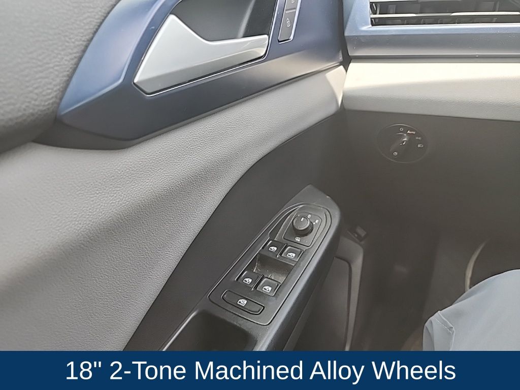 2022 Volkswagen Taos SE
