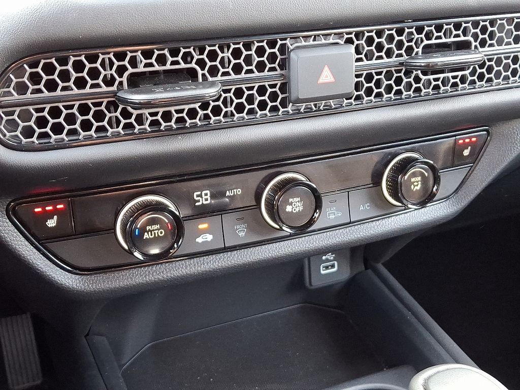 Thumbnail: 2025 Honda HR-V - 16