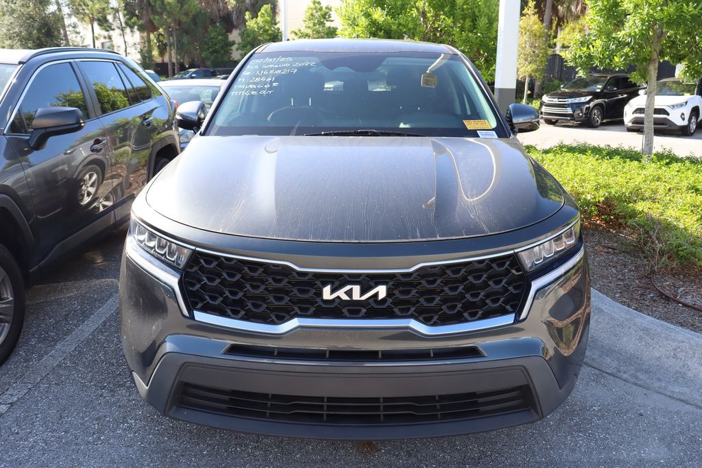 Thumbnail: 2022 Kia Sorento - 5