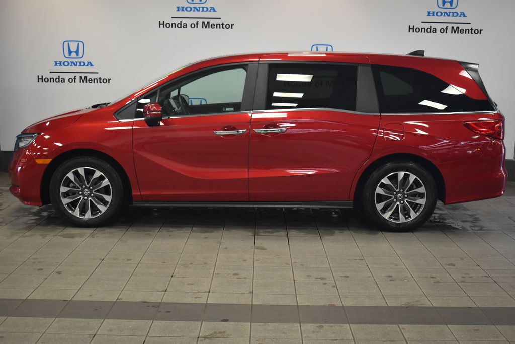 Thumbnail: 2023 Honda Odyssey - 4