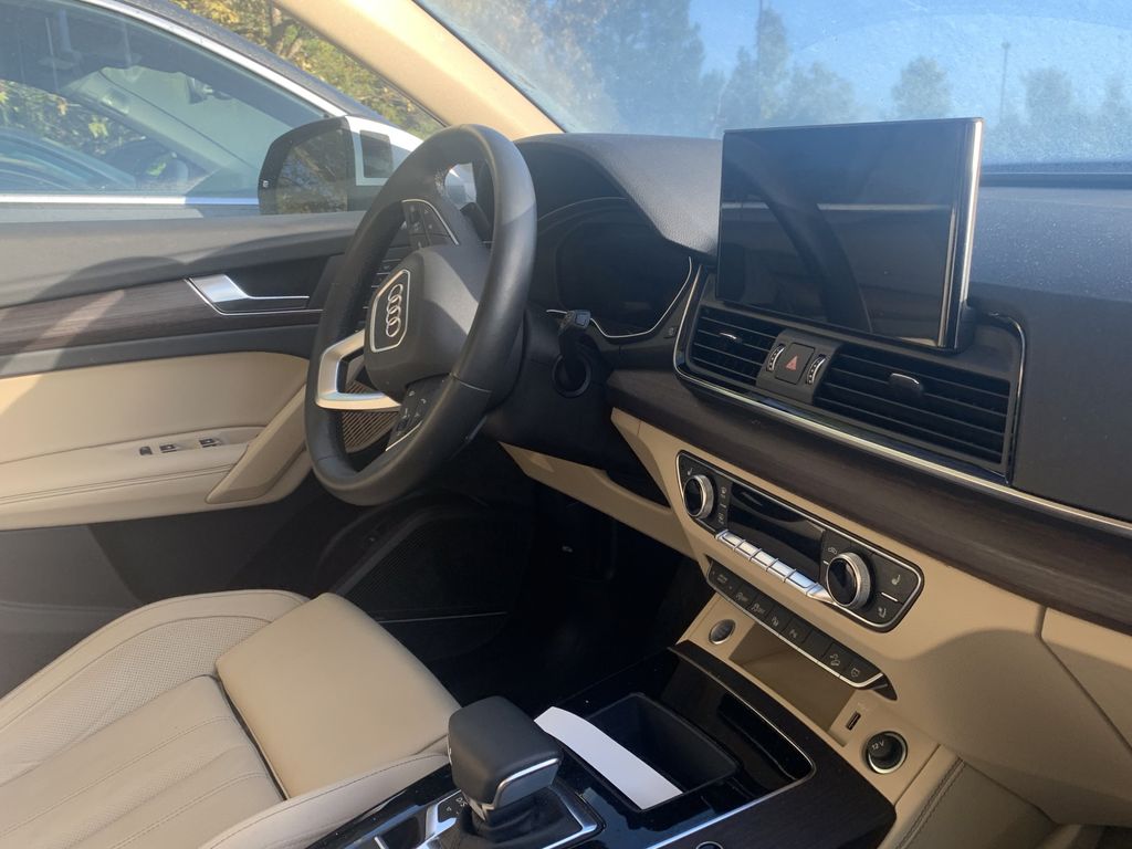 Thumbnail: 2023 Audi Q5 - 15