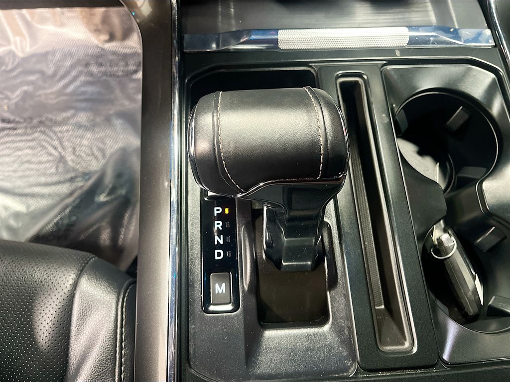 Used 2023 Black Ford Lariat image 17