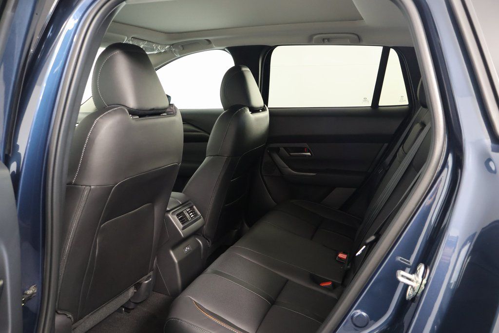 Thumbnail: 2026 Mazda CX-50 - 7