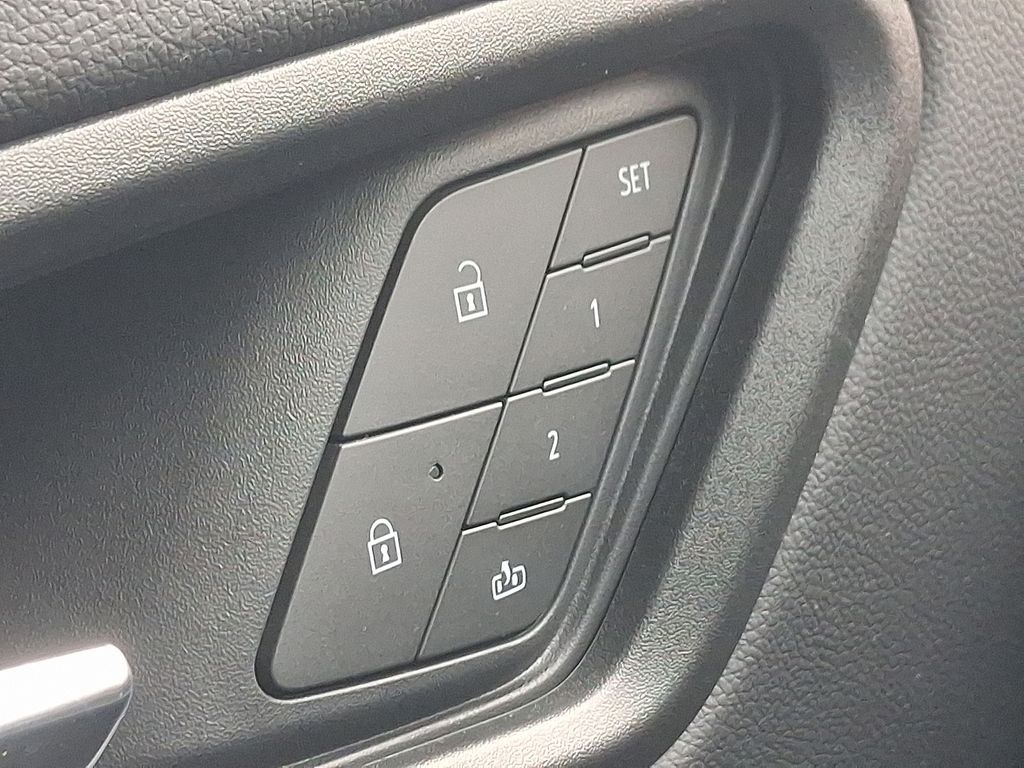 Thumbnail: 2025 Honda Prologue - 23