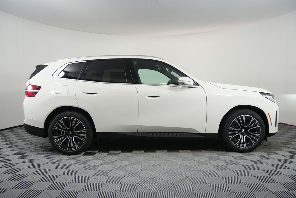 Thumbnail: 2026 BMW X3 - 2