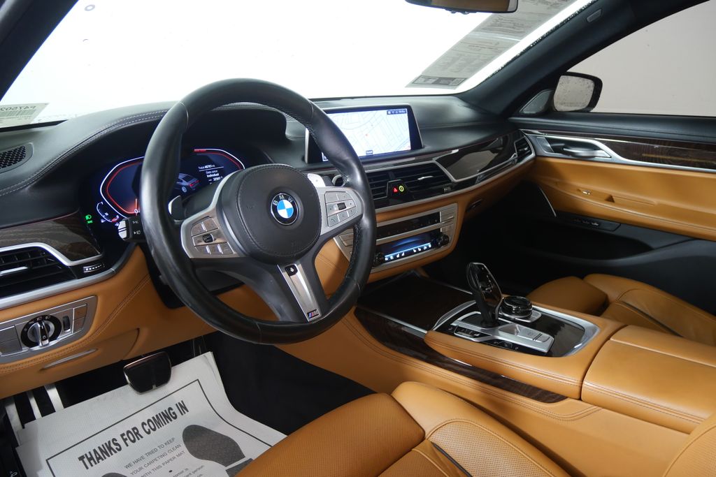 Thumbnail: 2022 BMW 7 Series - 12